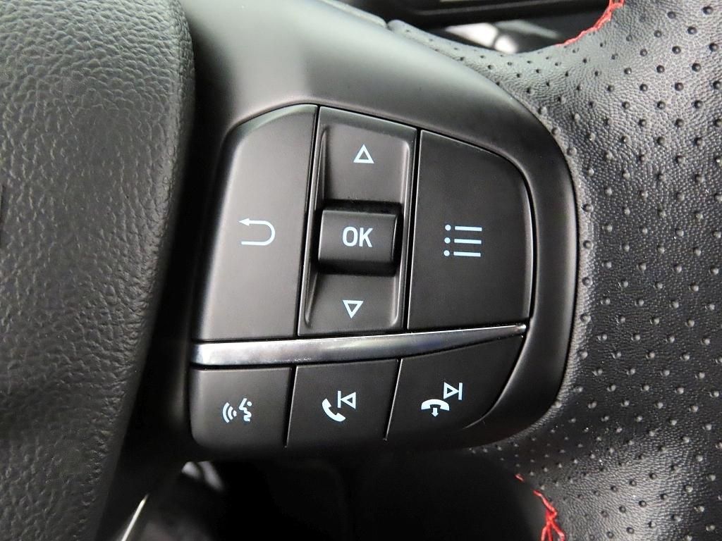 Ford Focus 1.0 M-Hybrid Aut. ST-Line iACC+Kam+LED+SHZ