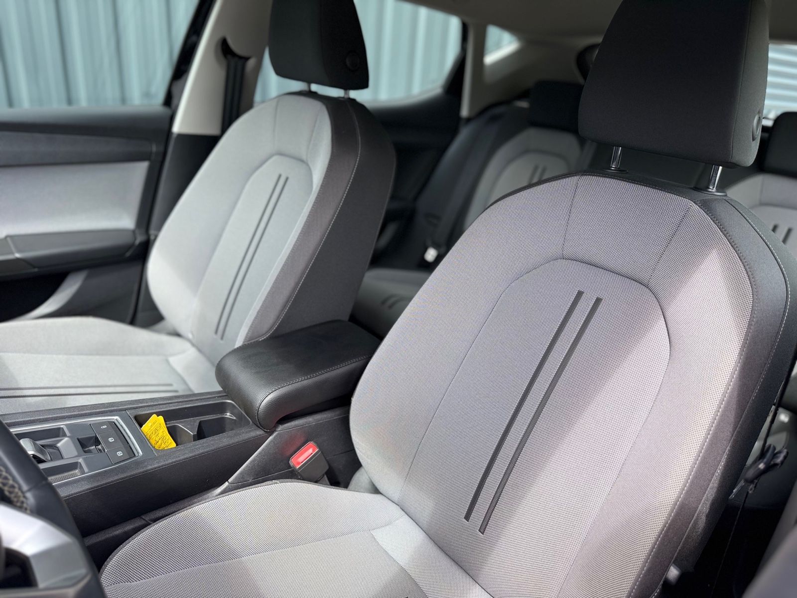 Seat Leon Style DSG - Samsaru's Car Outlet