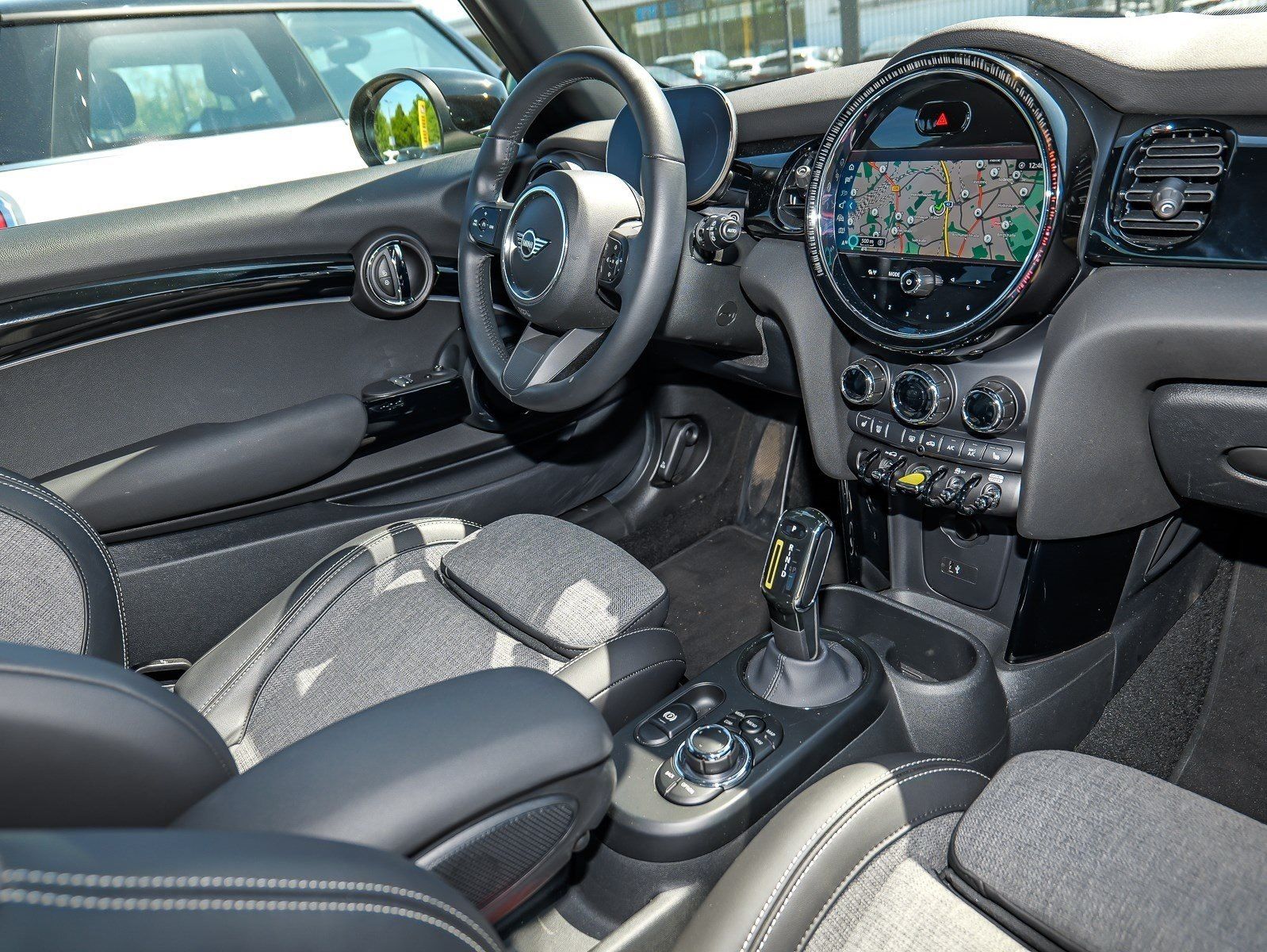 MINI Cooper SE 3-Türer - Samsaru's Car Outlet