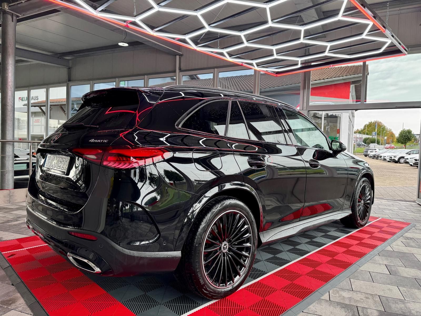 Mercedes-Benz GLC 300 d 4Matic *AMG,Night,Pano,DigiLight*