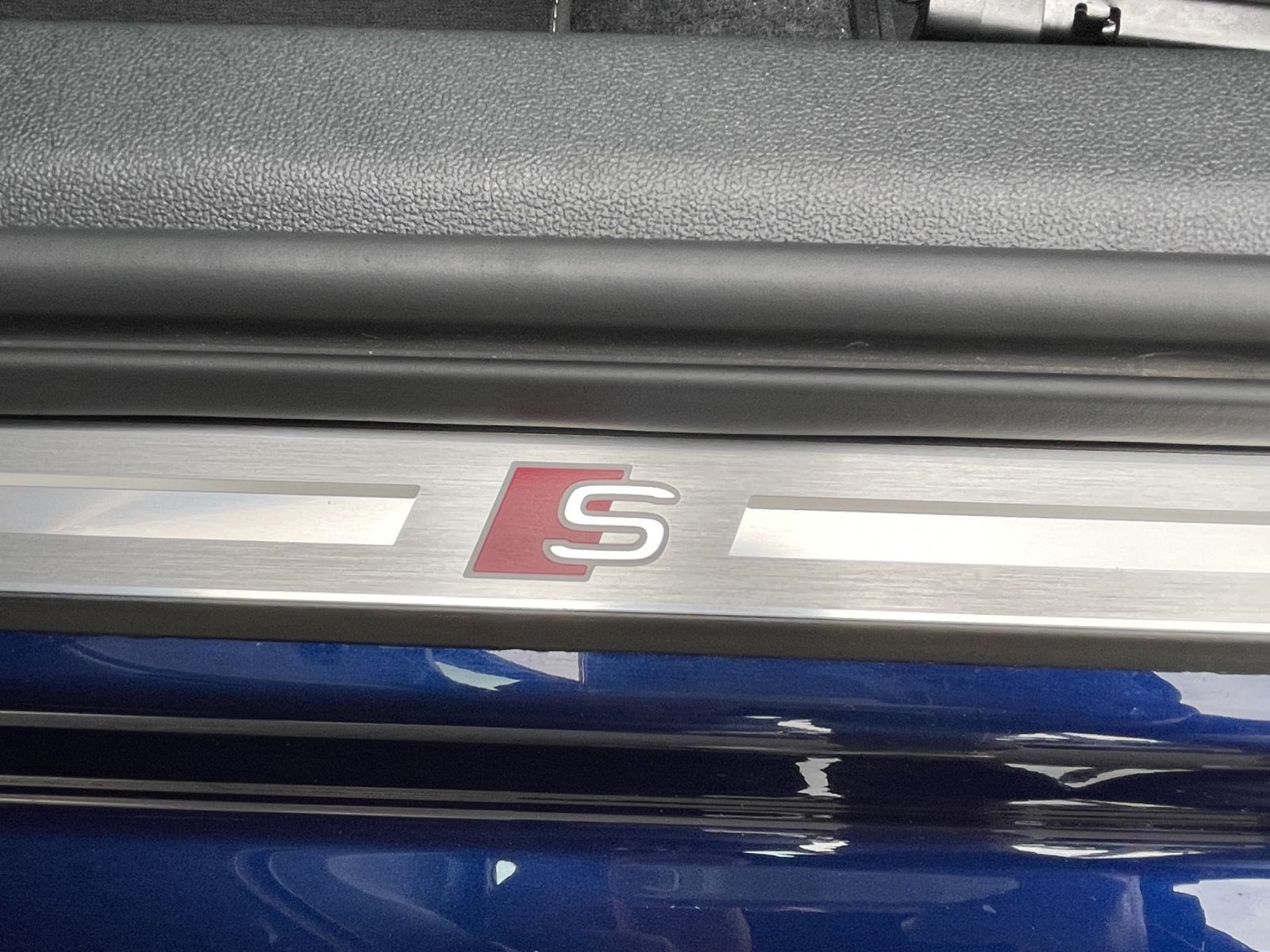 Audi A3 Sportback 30 TFSI LED Navi PDC+ Teilleder