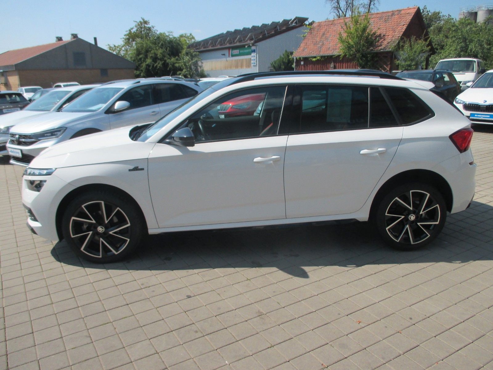 Skoda Kamiq 1.0 TSI DSG Monte Carlo - Samsaru's Car Outlet