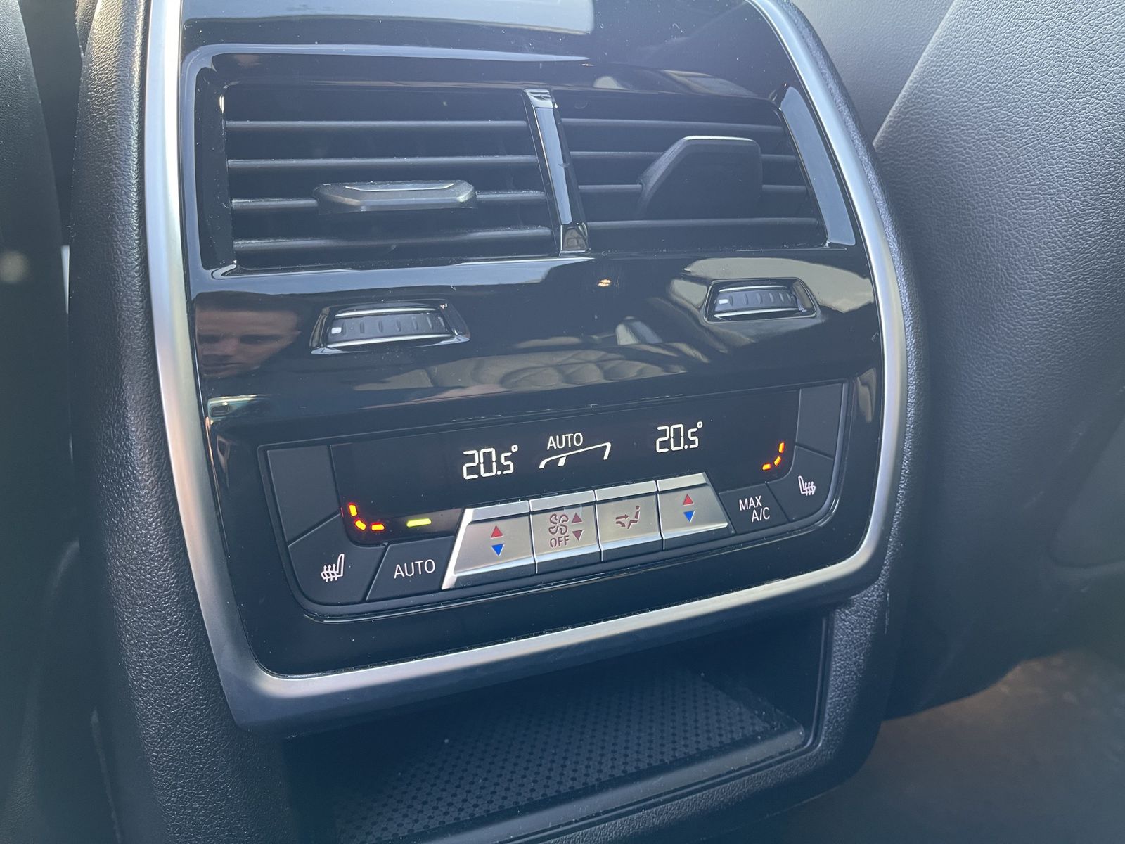 BMW X5 xDrive30d M Sport || 360 AHK Pano Komfortsitz