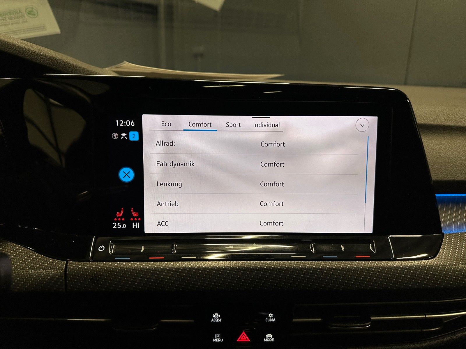 Volkswagen Golf Variant R-Line 4Motion*PANORAMA*AHK*Standhz