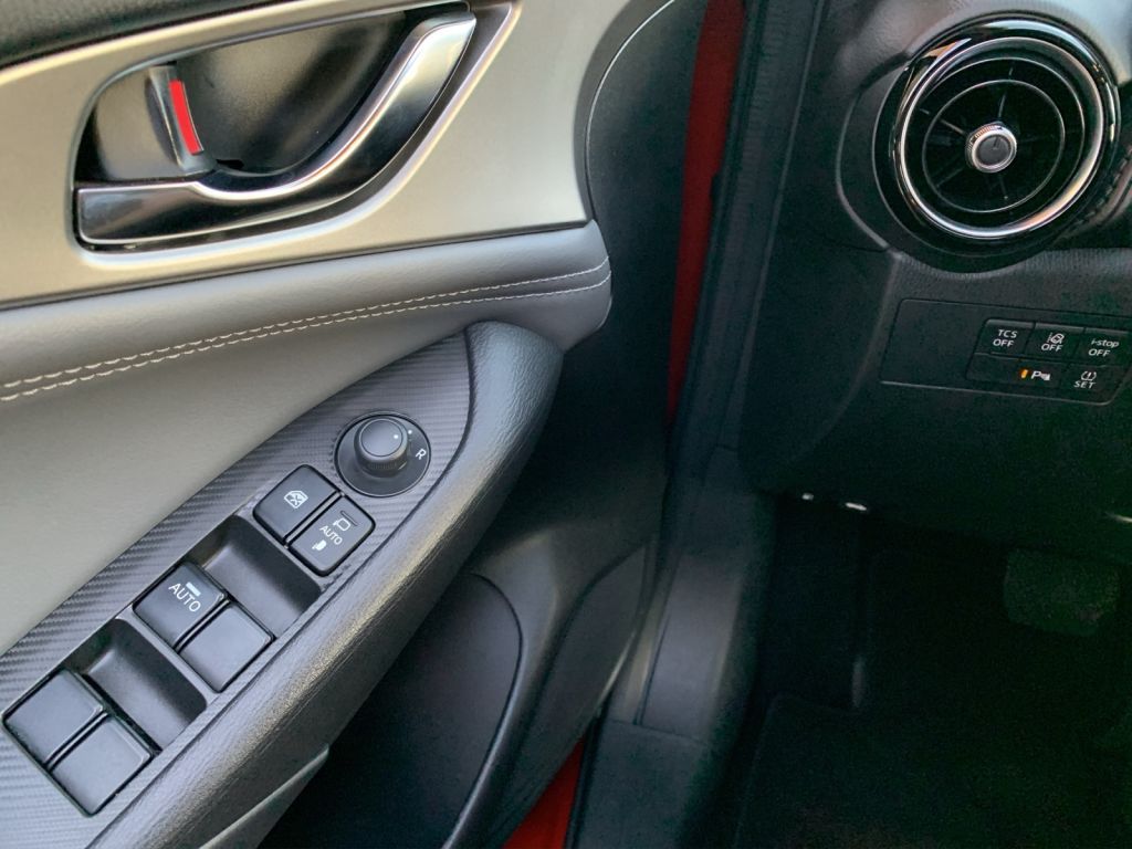 Mazda CX-3 SKYACTIV-G 121 FWD AUTOM.,KAMERA,PDC