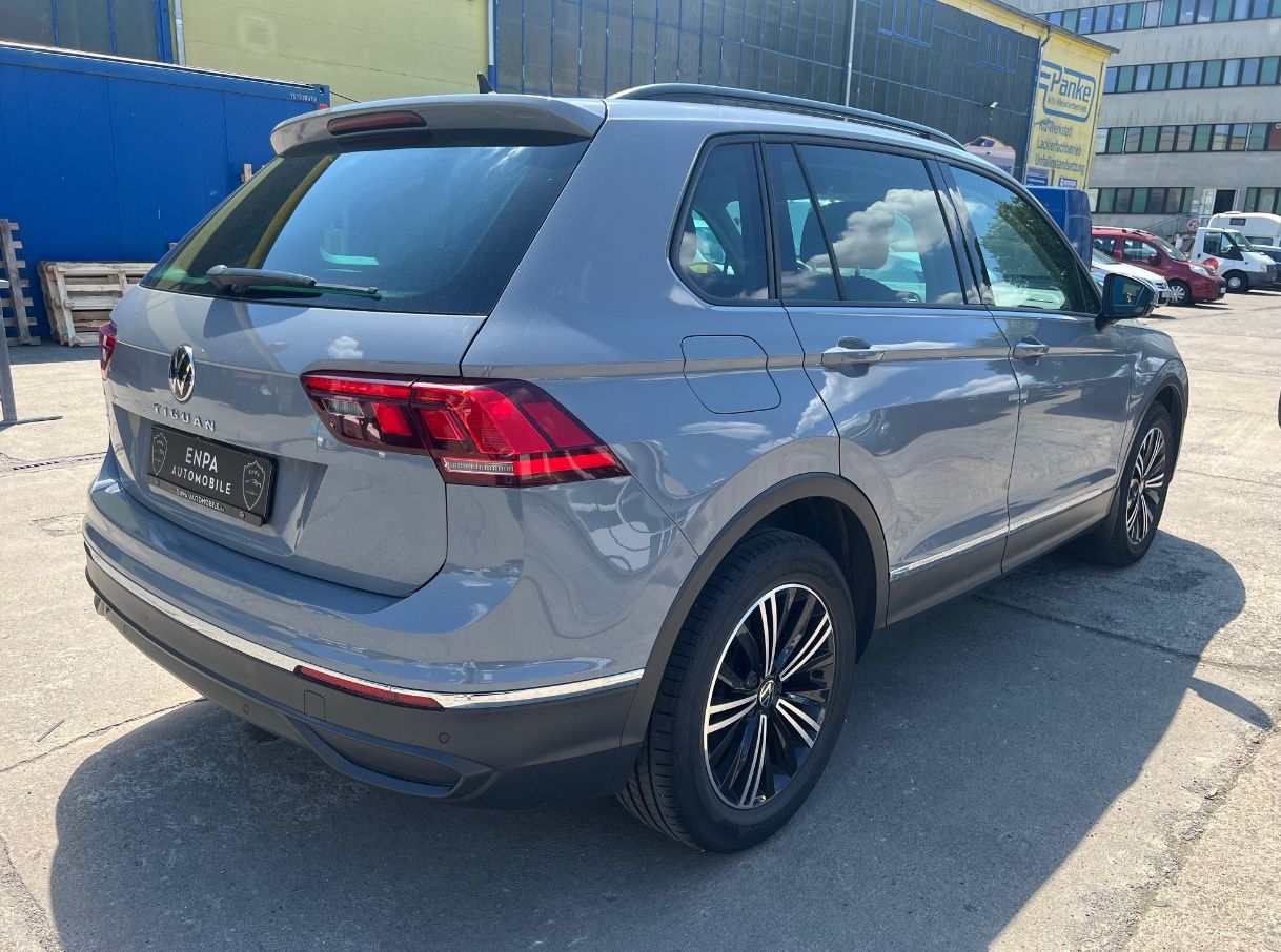 Volkswagen Tiguan LIFE - Samsaru's Car Outlet