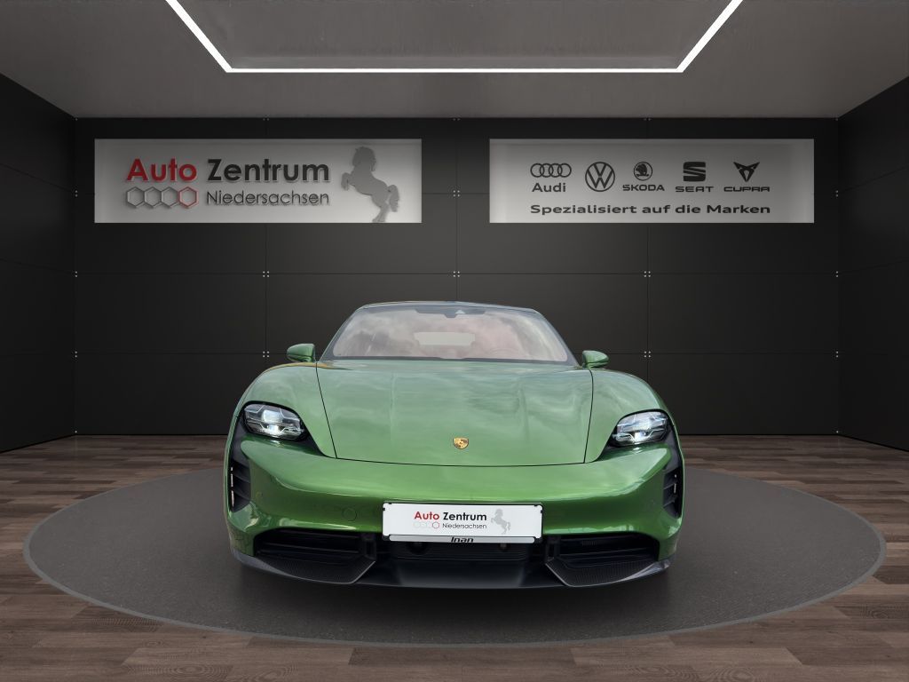 Porsche Taycan Turbo S 761 PS DeutschesFzg NP 223.475EUR
