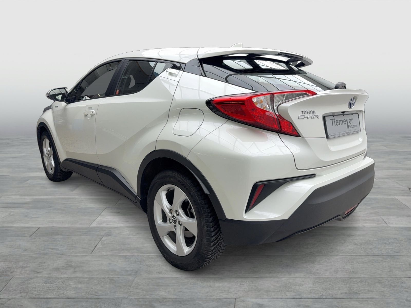 Toyota C-HR 1.8 Hybrid CVT FLOW - Samsaru's Car Outlet