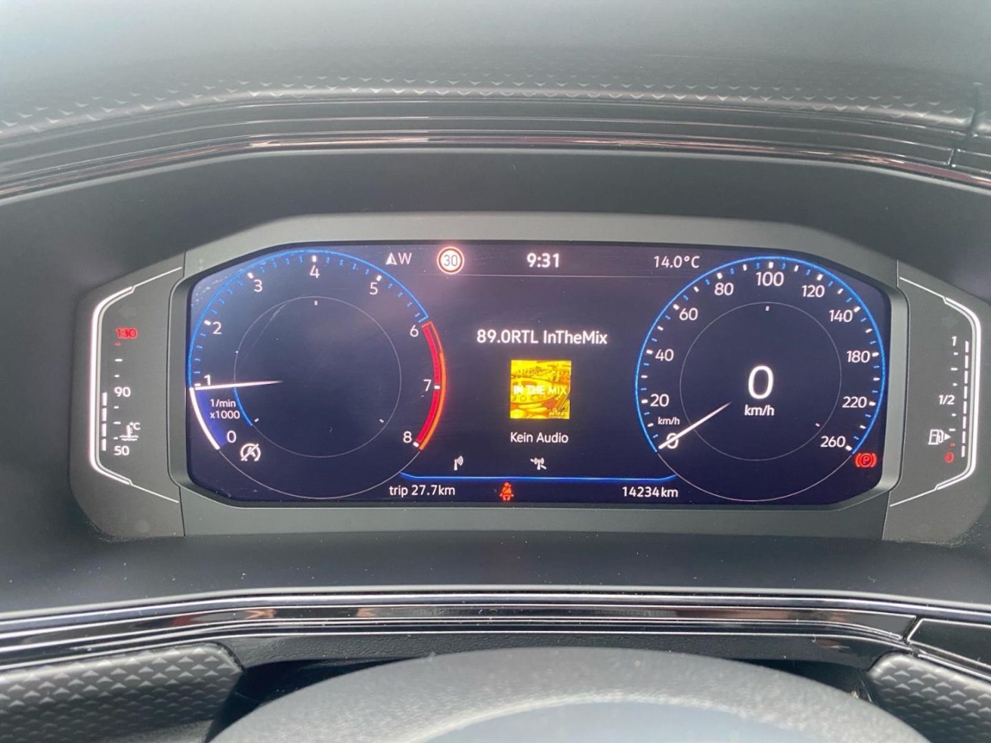 Volkswagen T-Cross 1.0 TSI Life - Samsaru's Car Outlet
