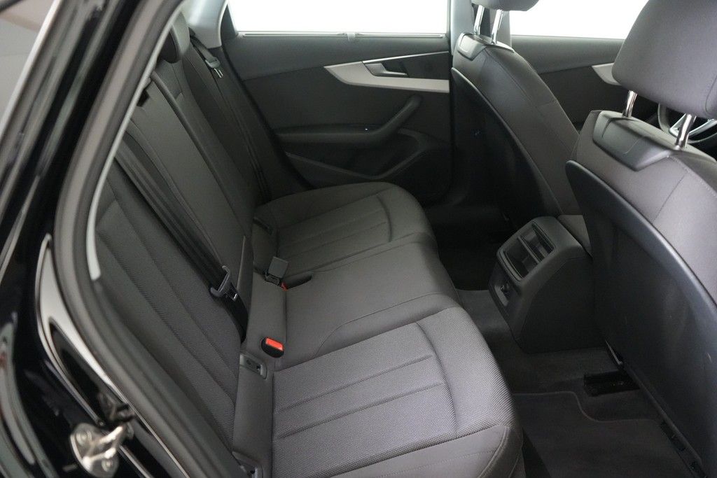 Audi A4 35 TDI S tronic plus - Samsaru's Car Outlet