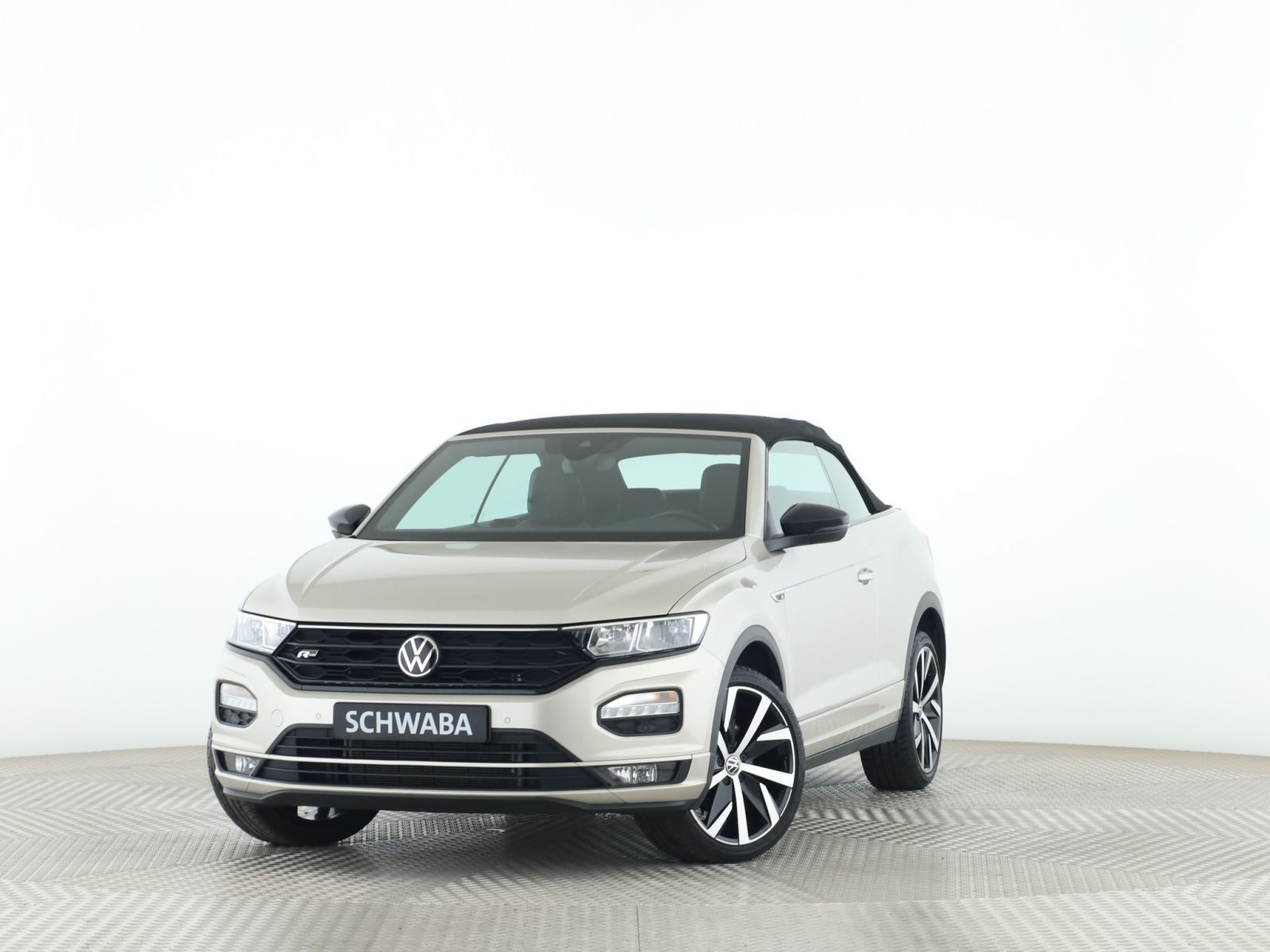 Volkswagen T-Roc R-Line 1.5 TSI - Samsaru's Car Outlet