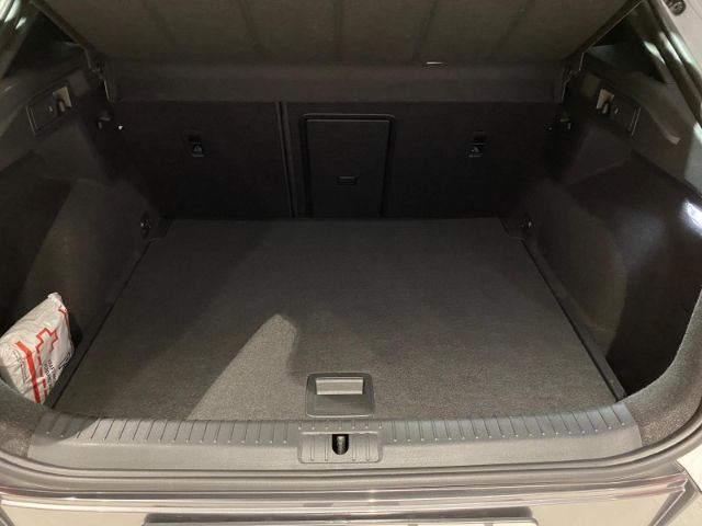 Cupra Formentor VZ 2.0 TSI 180kW - Samsaru's Car Outlet