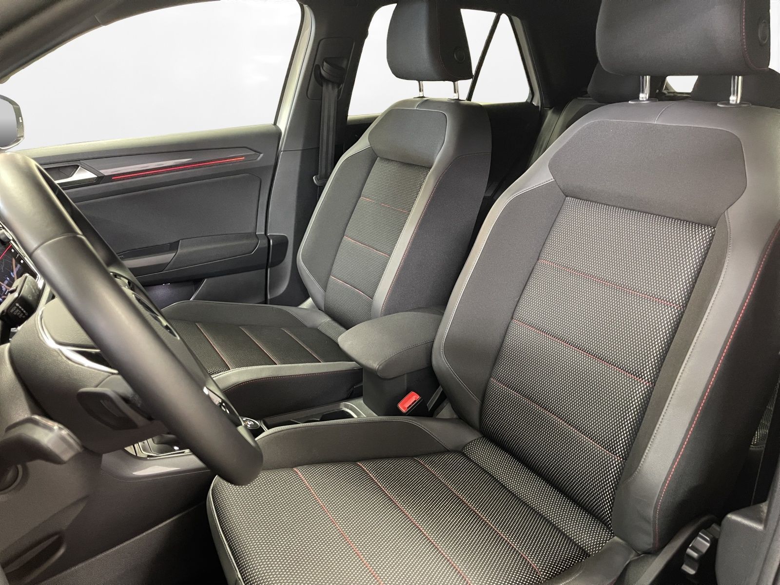 Volkswagen T-Roc 2.0 TSI 4M Sport R-Line - Samsaru's Car Outlet