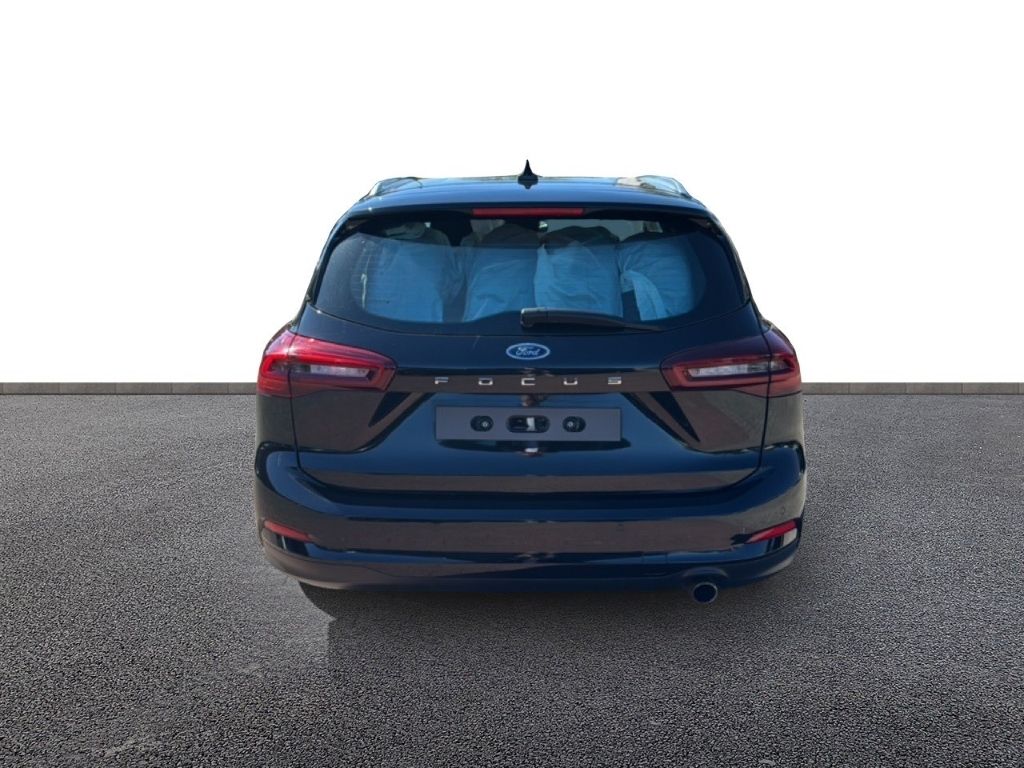 Ford Focus Turnier Titanium NAVI AHK LED ACC SHZ Appl