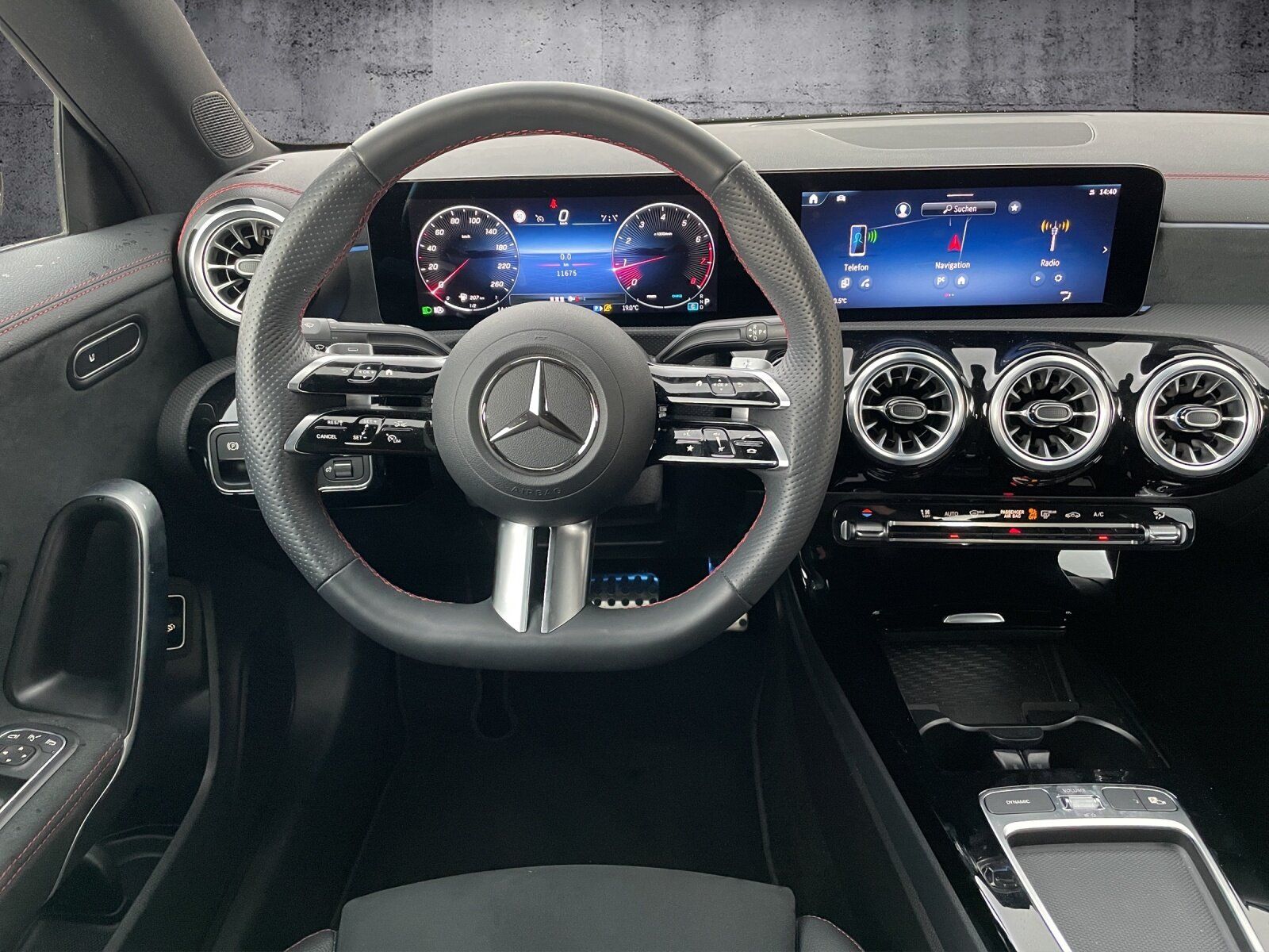 Mercedes-Benz CLA 180 AMG - Samsaru's Car Outlet