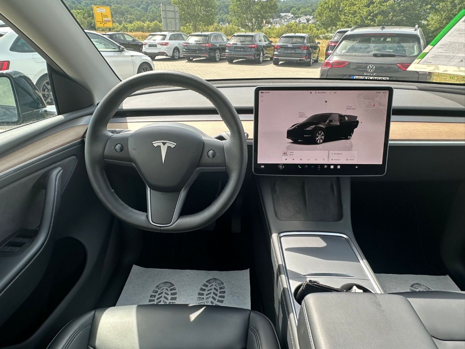 Tesla Model Y Long Range Dual AWD