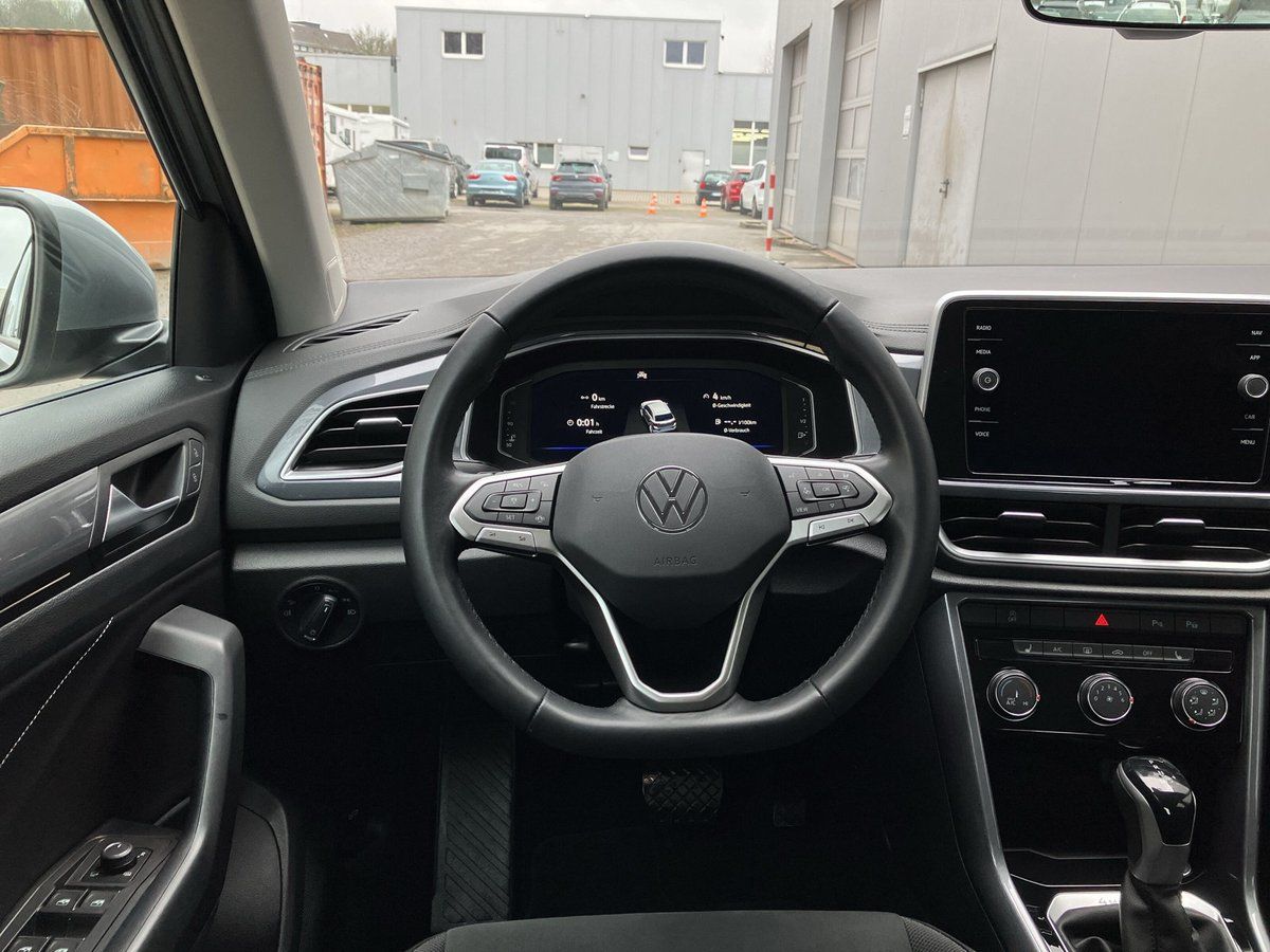 Volkswagen T-Roc Style 2.0 TDI DSG 4Motion - Samsaru's Car Outlet