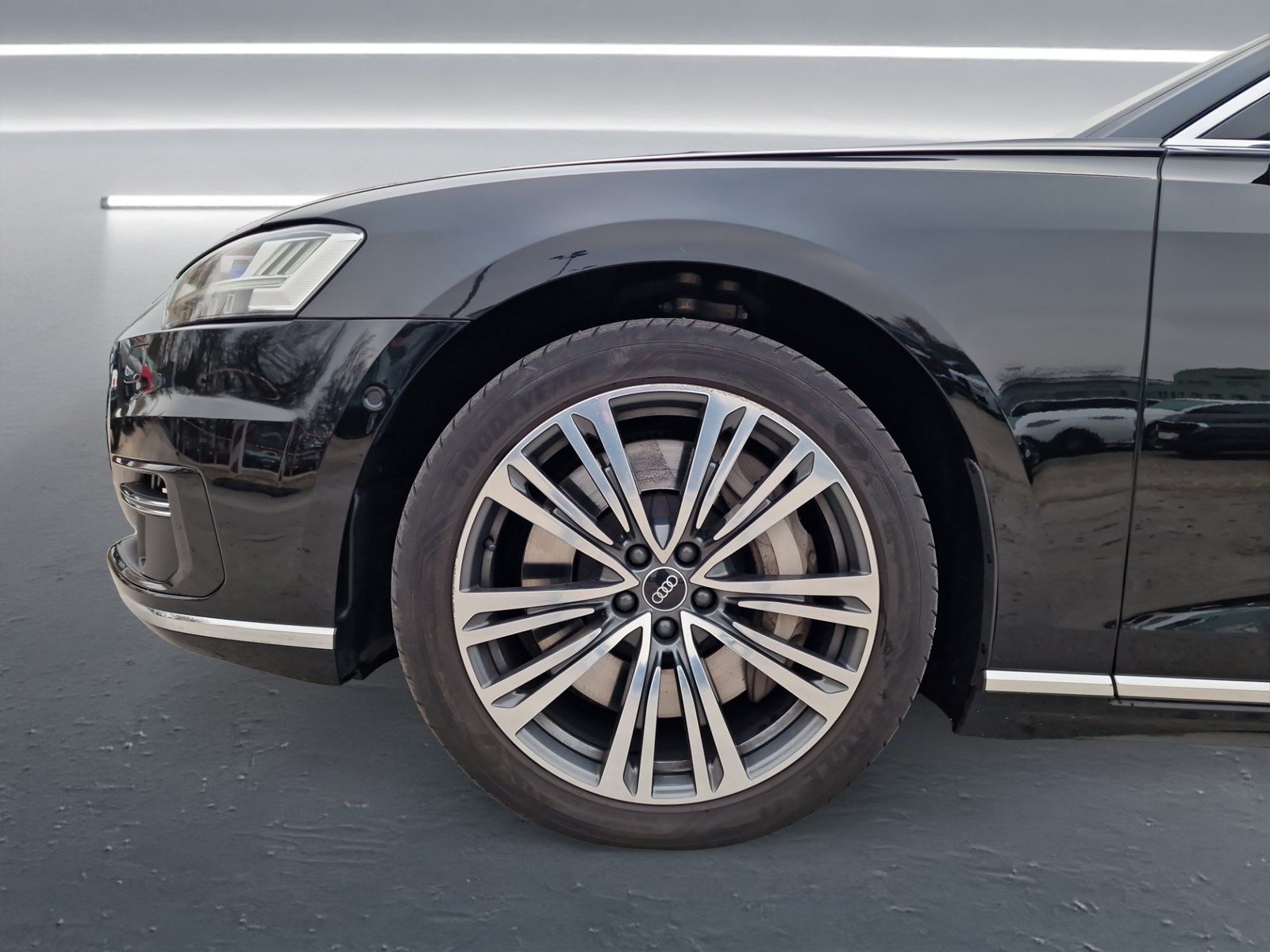 Audi A8 60 TFSI qu - Samsaru's Car Outlet