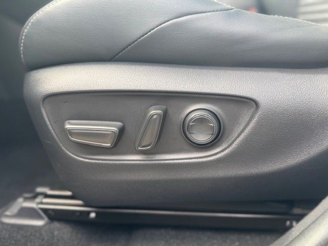 Toyota RAV 4 RAV4 Hybrid 4x4 Black Edition - Samsaru's Car Outlet