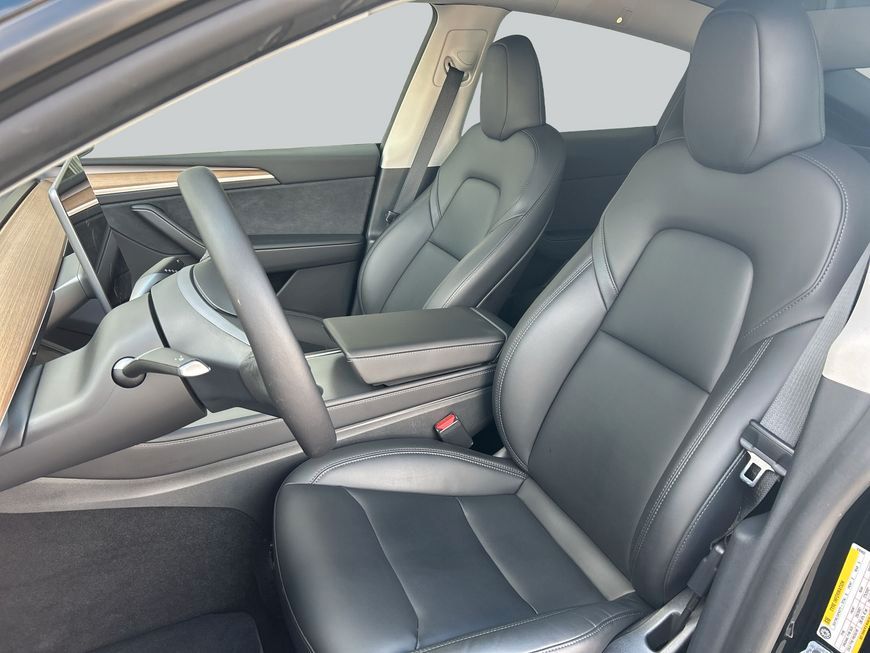 Tesla Model Y Performance Dual Motor AWD