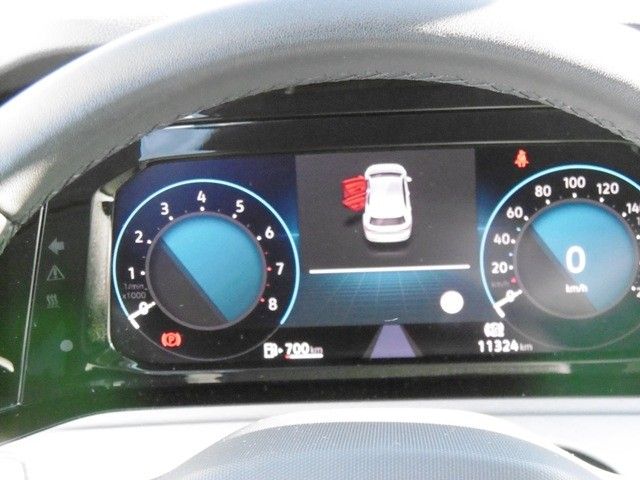 Volkswagen Golf VIII 1.5 TSI OPF Life - Samsaru's Car Outlet