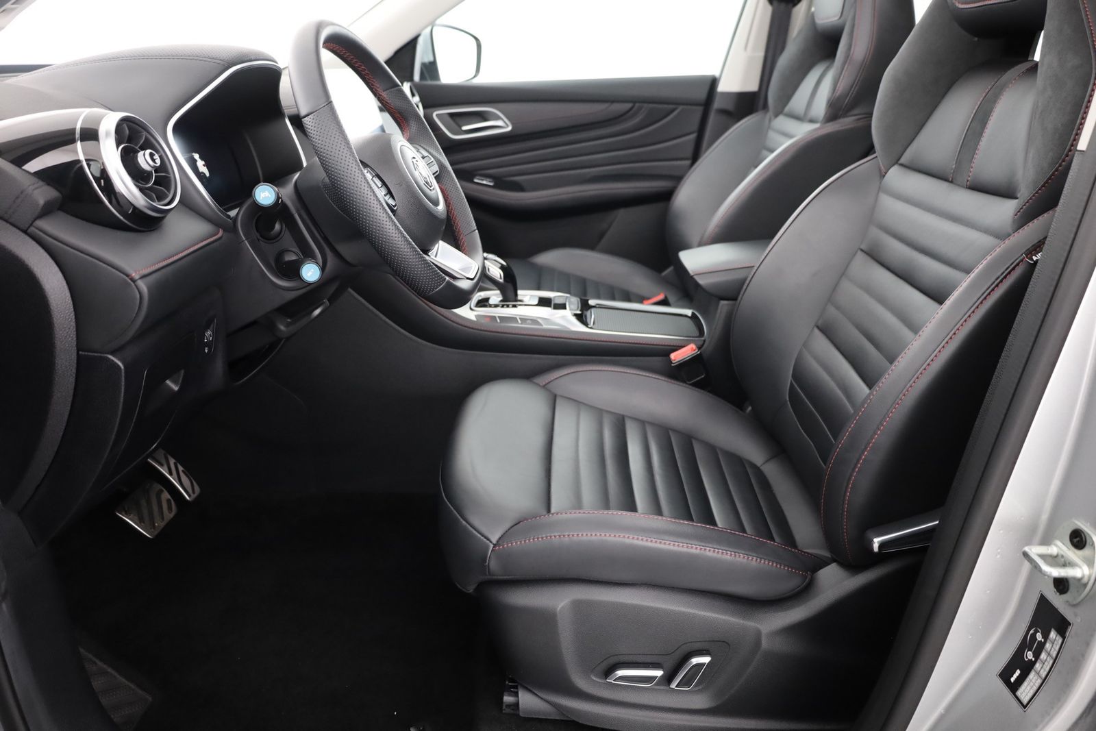 MG HS 1.5 T-GDI Luxury Aut. LED ACC Pano Navi