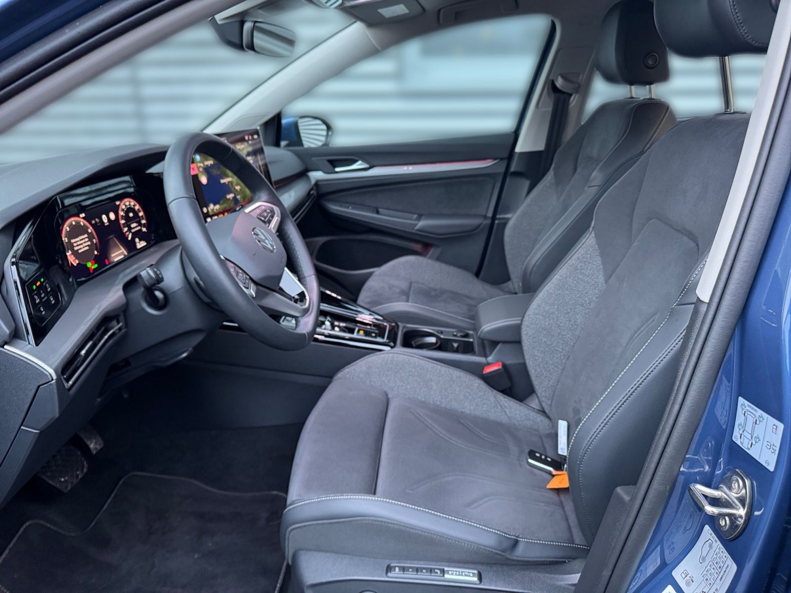 Volkswagen Golf Style 1.5 eTSI DSG NAVI LED 360° ACC