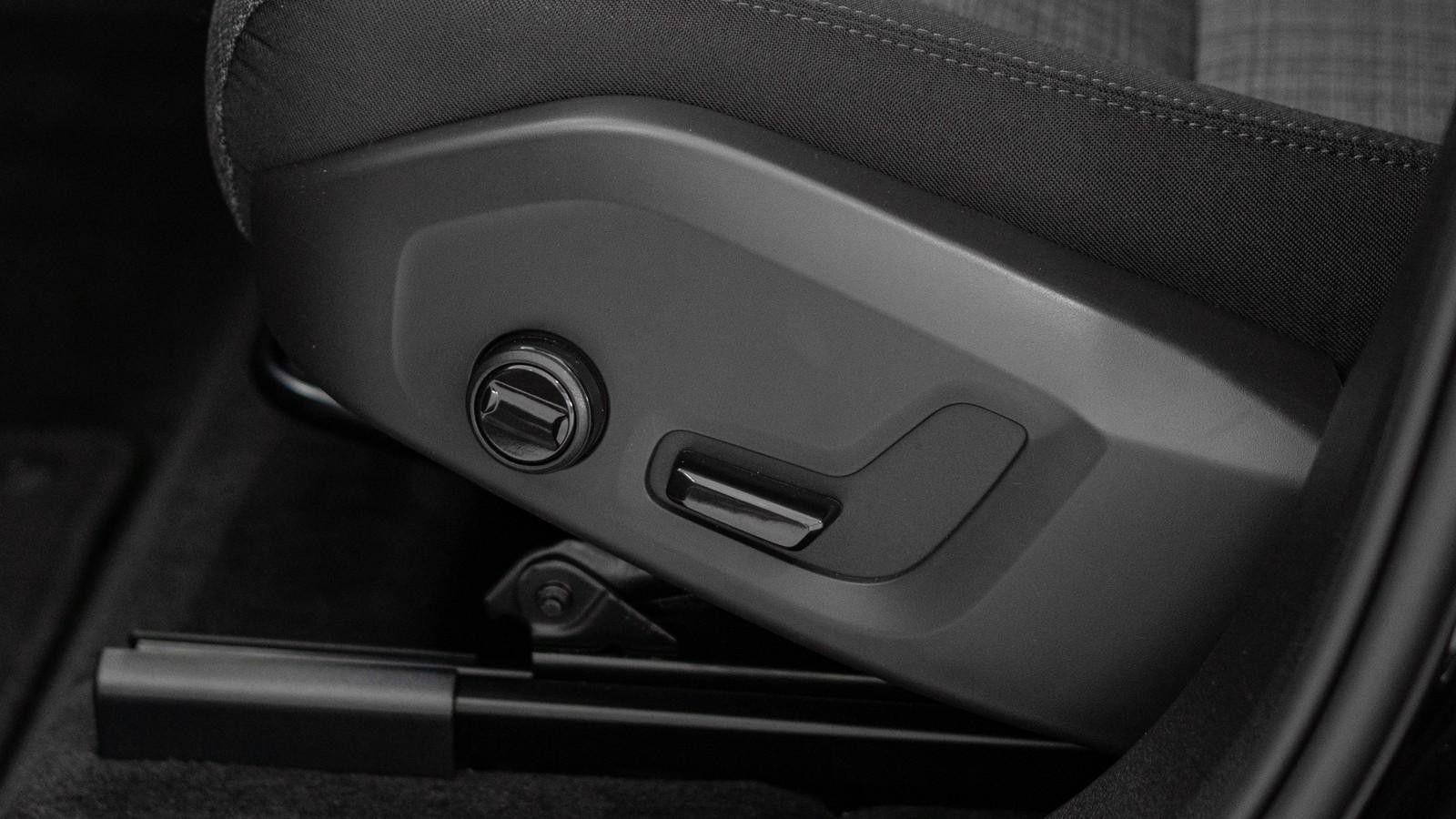 Volvo XC 60 - Samsaru's Car Outlet