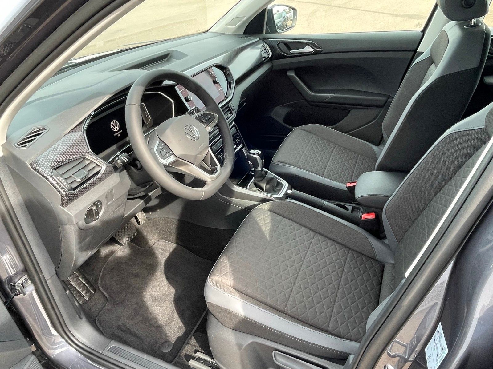 Volkswagen T-Cross Style 1.0 TSI - Samsaru's Car Outlet