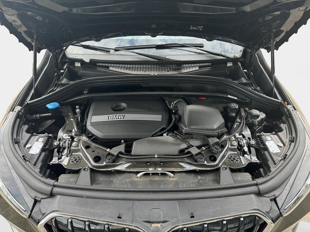 BMW X1 xDrive23i Aut. AHK+HuD+Parking Plus+adp.LED" → "BMW X1 xDrive23i Aut. Plus - Samsaru's Car Outlet