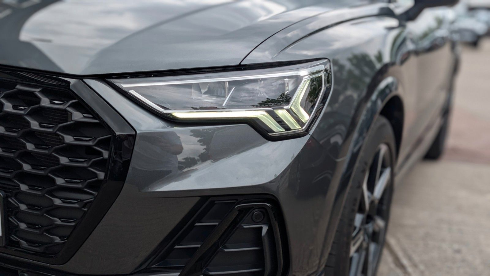 Audi Q3 Sportback 40 TDI quattro S line - Samsaru's Car Outlet