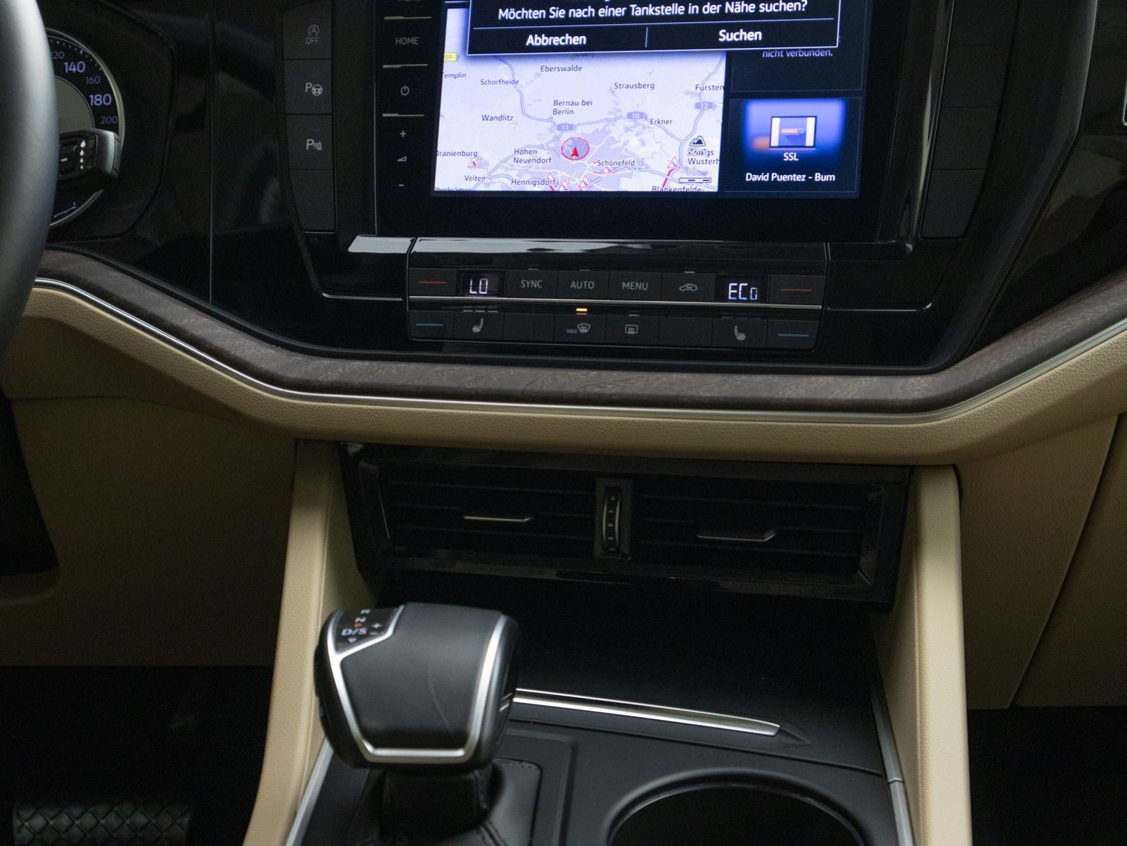 Volkswagen Touareg 3.0 V6 TDI Atmosphere 4M - Samsaru's Car Outlet