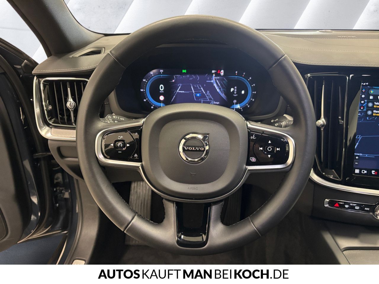 Volvo S60 B5 AWD Ultimate Dark PANO BLIS HUD 360 H&K!