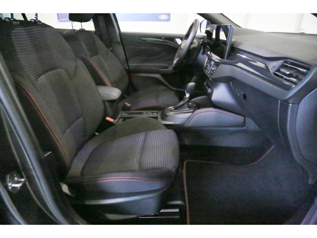 Ford Focus 1.0 MHEV Aut. ST-Line X Navi ACC BLIS Pano