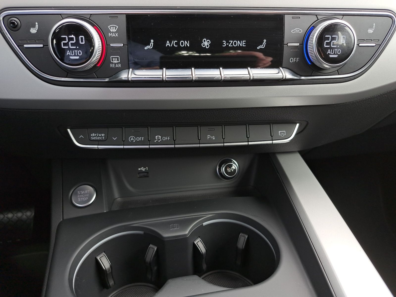 Audi A4 Avant advanced 40 TFSI S tronic - Samsaru's Car Outlet