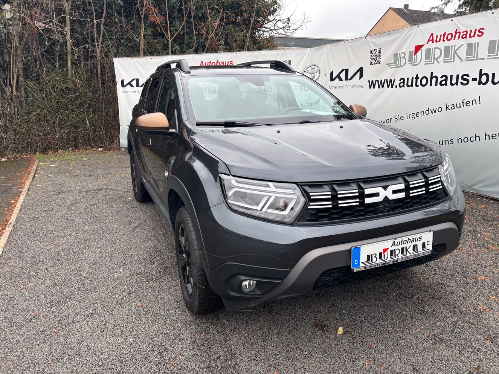 Dacia DUSTER - Samsaru's Car Outlet