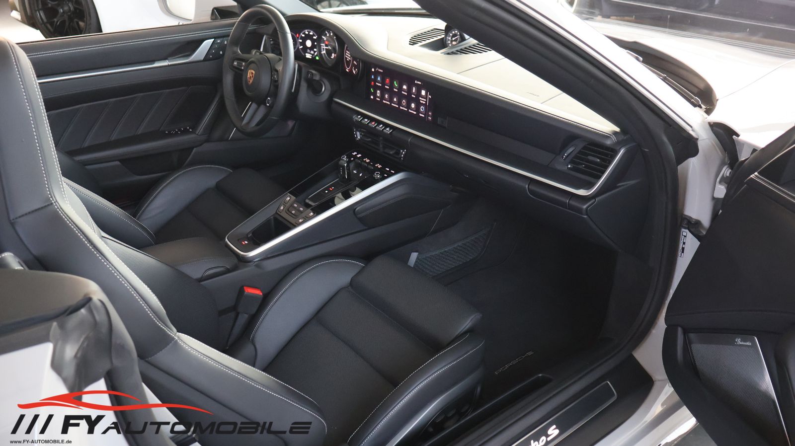 Porsche 992 Turbo S Cabriolet Lift* Keramik* Garantie*