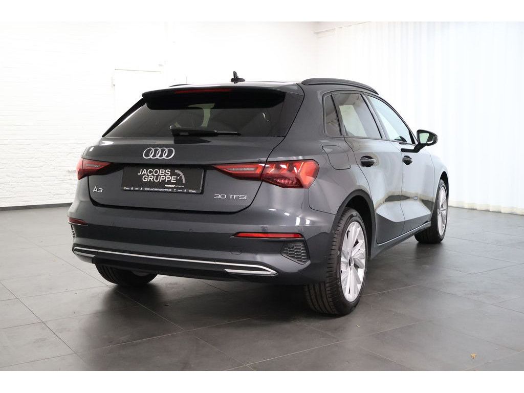 Audi A3 Sportback 30 TFSI S-line S-tronic,Navi,LED,PD