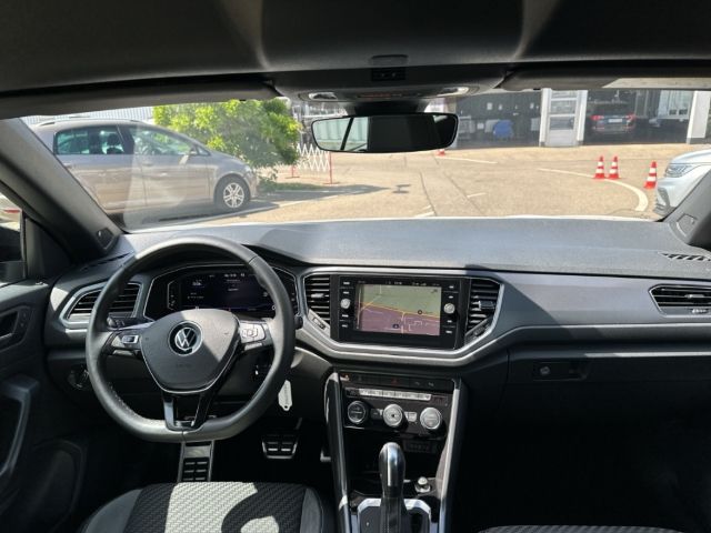 Volkswagen T-Roc R-Line - Samsaru's Car Outlet