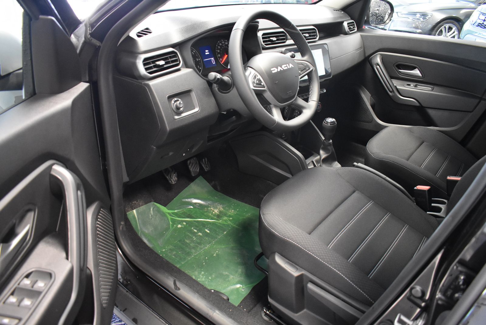 Dacia Duster 4WD - Samsaru's Car Outlet