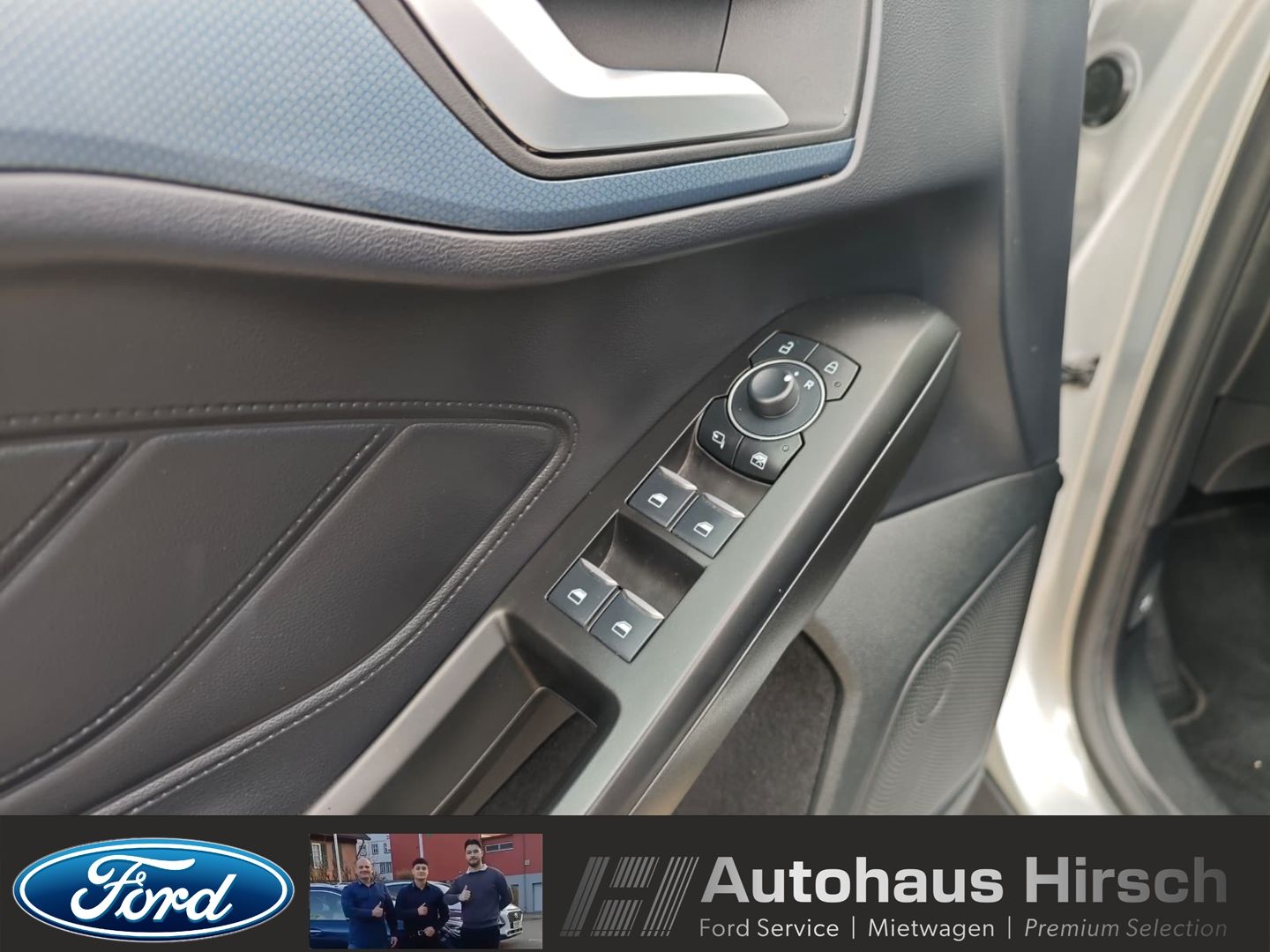 Ford Focus Turnier Active Navi LED ACC Apple CarPlay