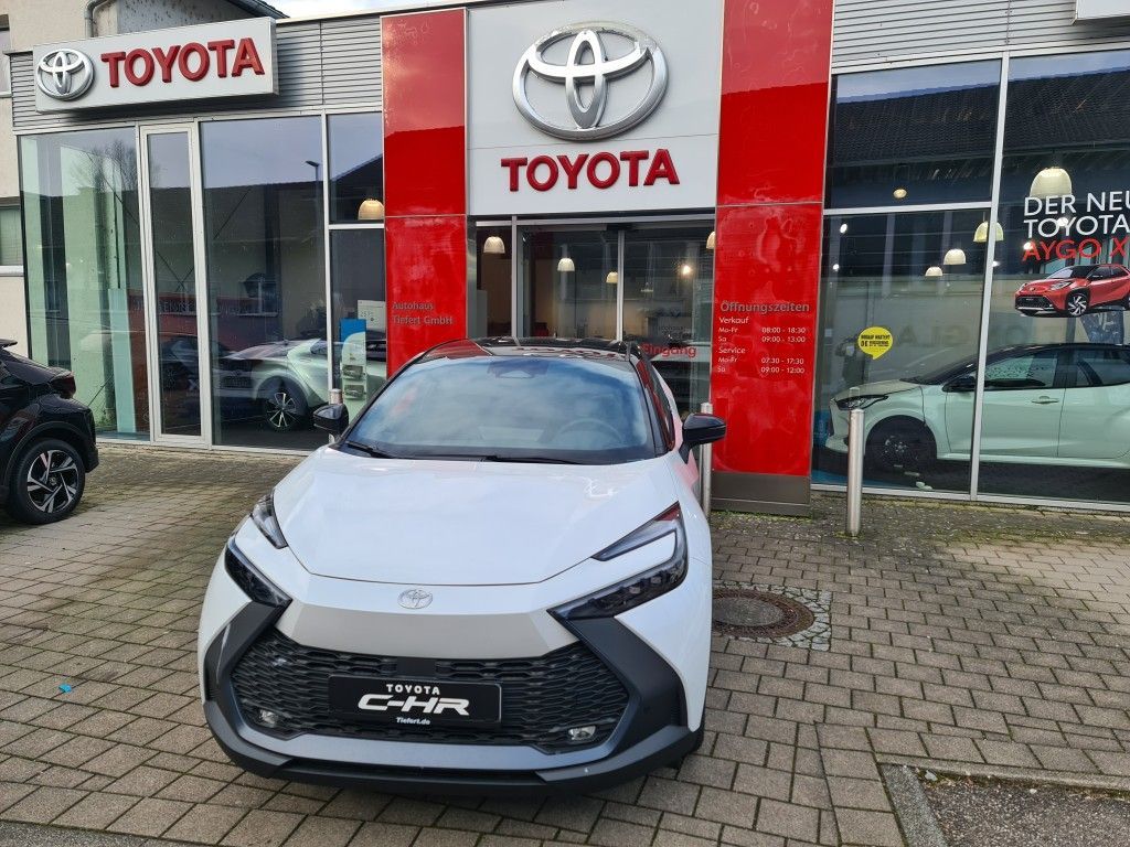 Toyota C-HR 1.8 Hybrid - Samsaru's Car Outlet