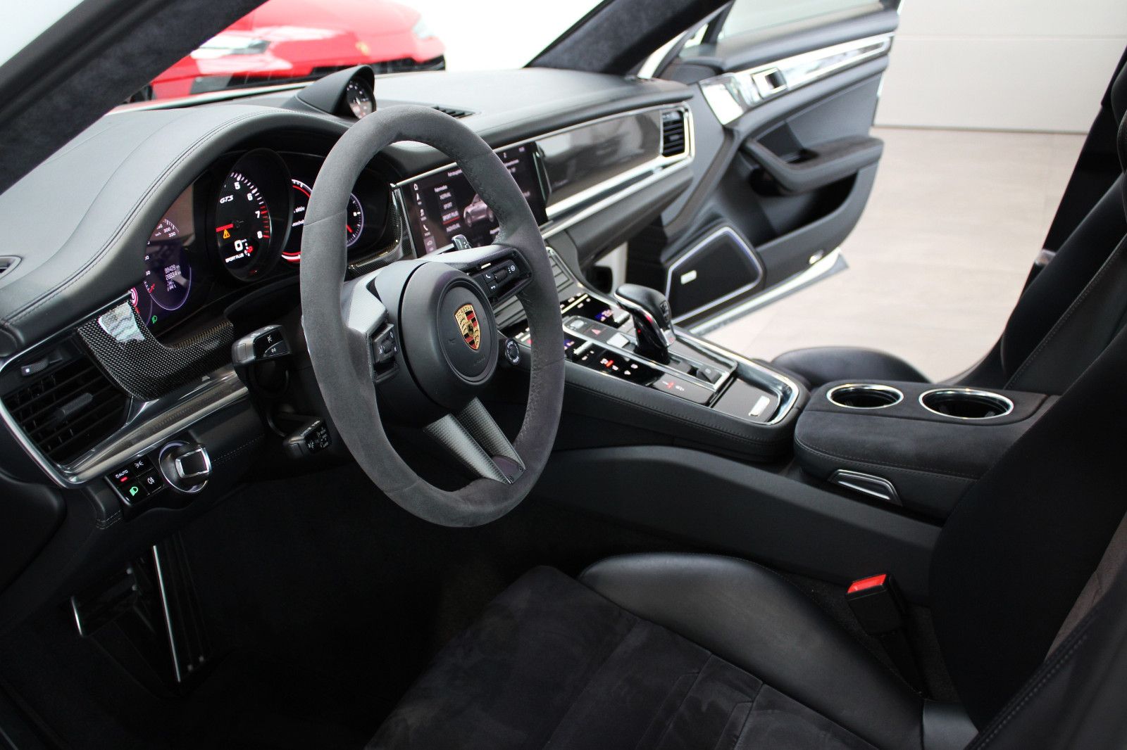 Porsche PANAMERA GTS MATRIX/SPORT-DESIGN/CARBON/360°/21"