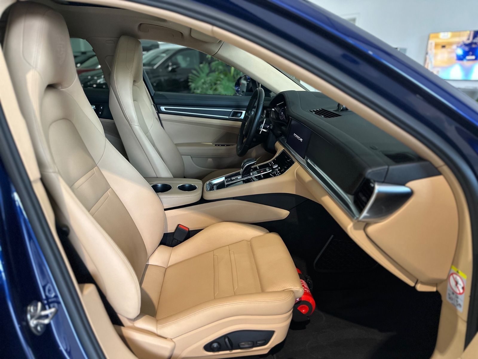 Porsche Panamera Sport Turismo 4 E-Hybrid Plat. Edition