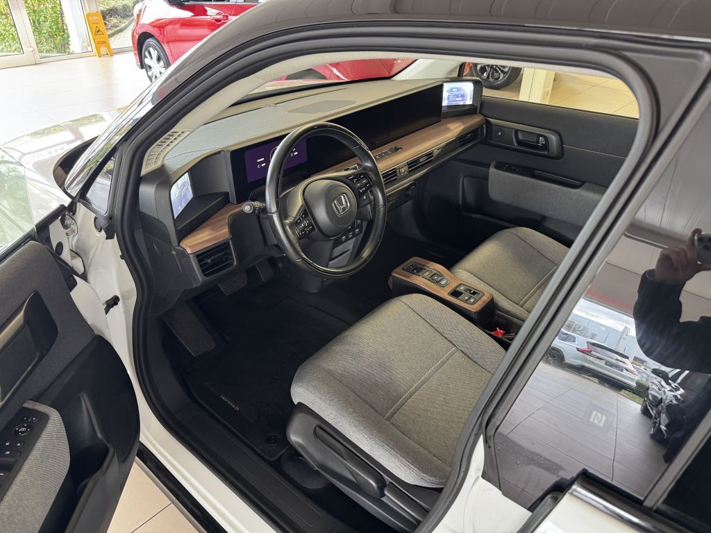 Honda e Advance-Paket