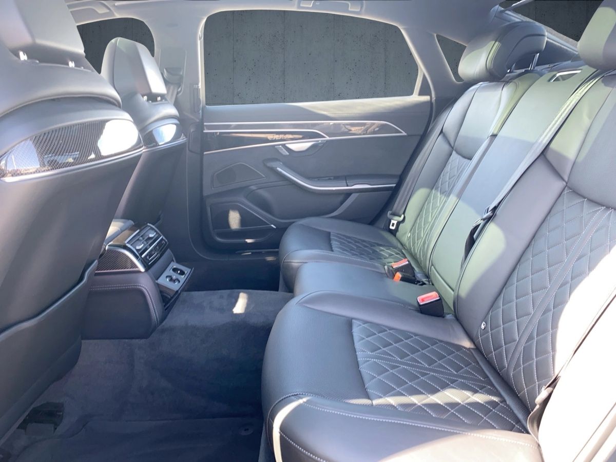 Audi A8 L 60 TFSI e qu. - Samsaru's Car Outlet