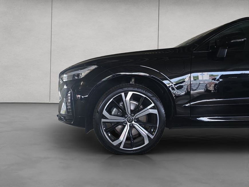 Volvo XC60 T8 AWD Recharge Geartronic R-Design