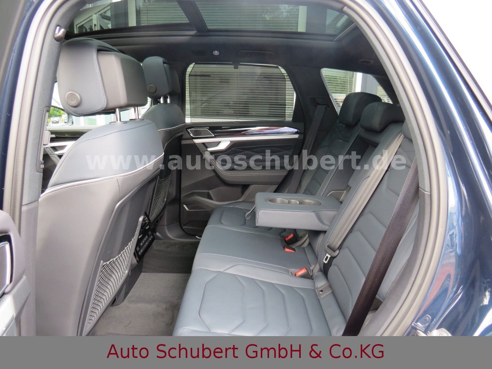 Volkswagen Touareg 3.0 TDI 4Motion R-Line