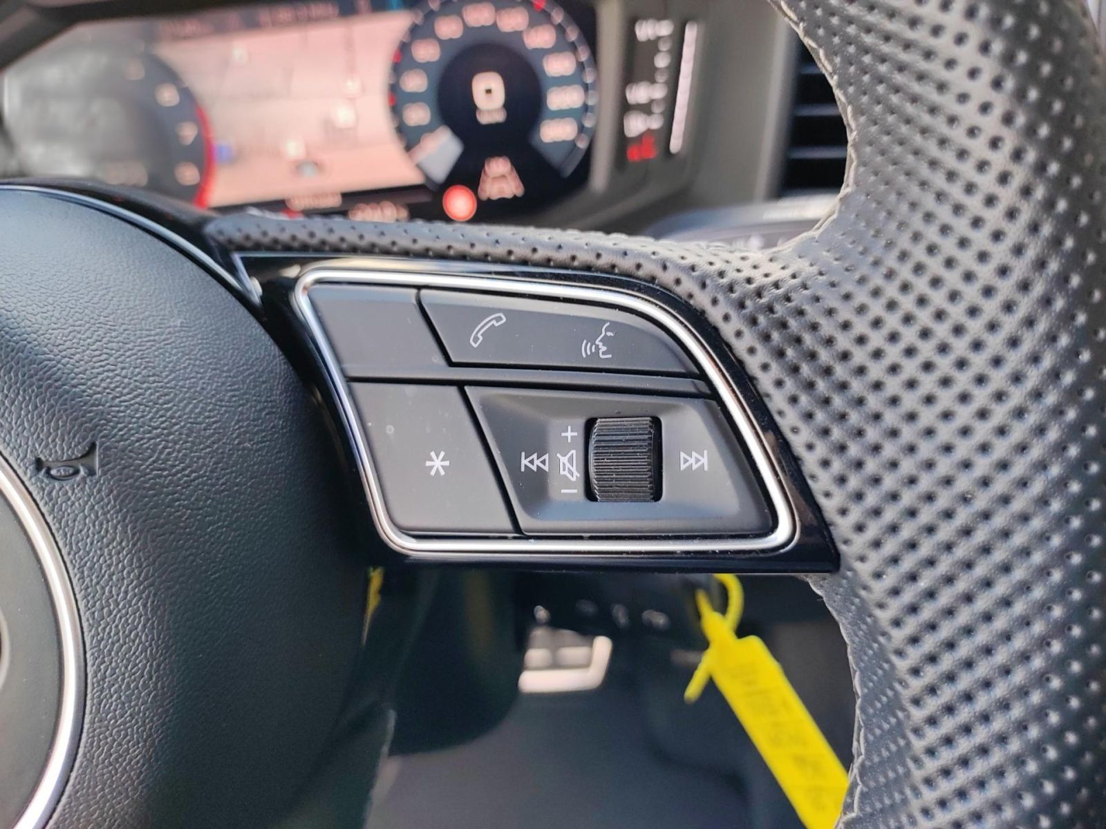 Audi A1 Sportback 25 TFSI S line - Samsaru's Car Outlet