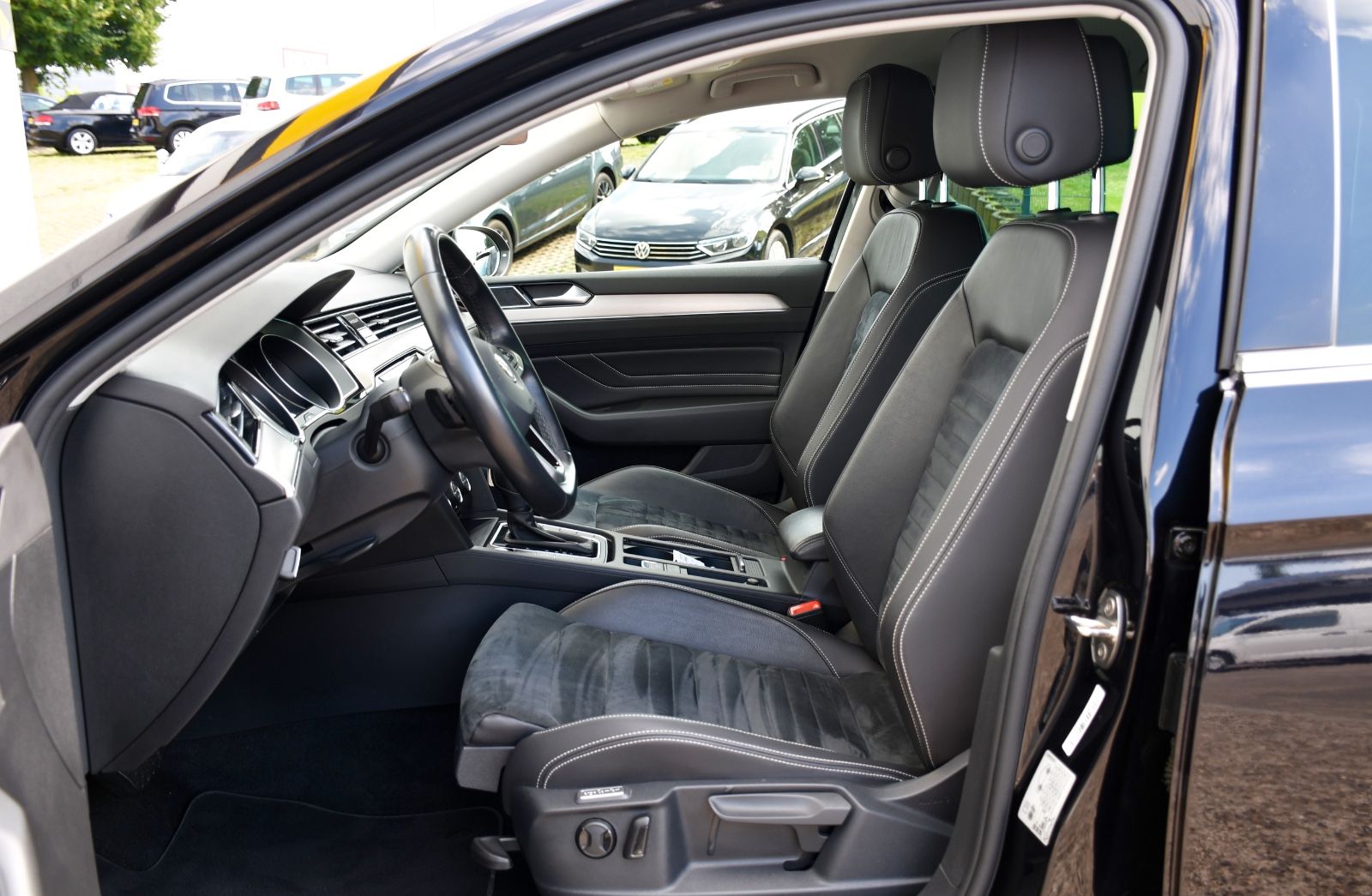 Volkswagen Passat Var Elegance - Samsaru's Car Outlet